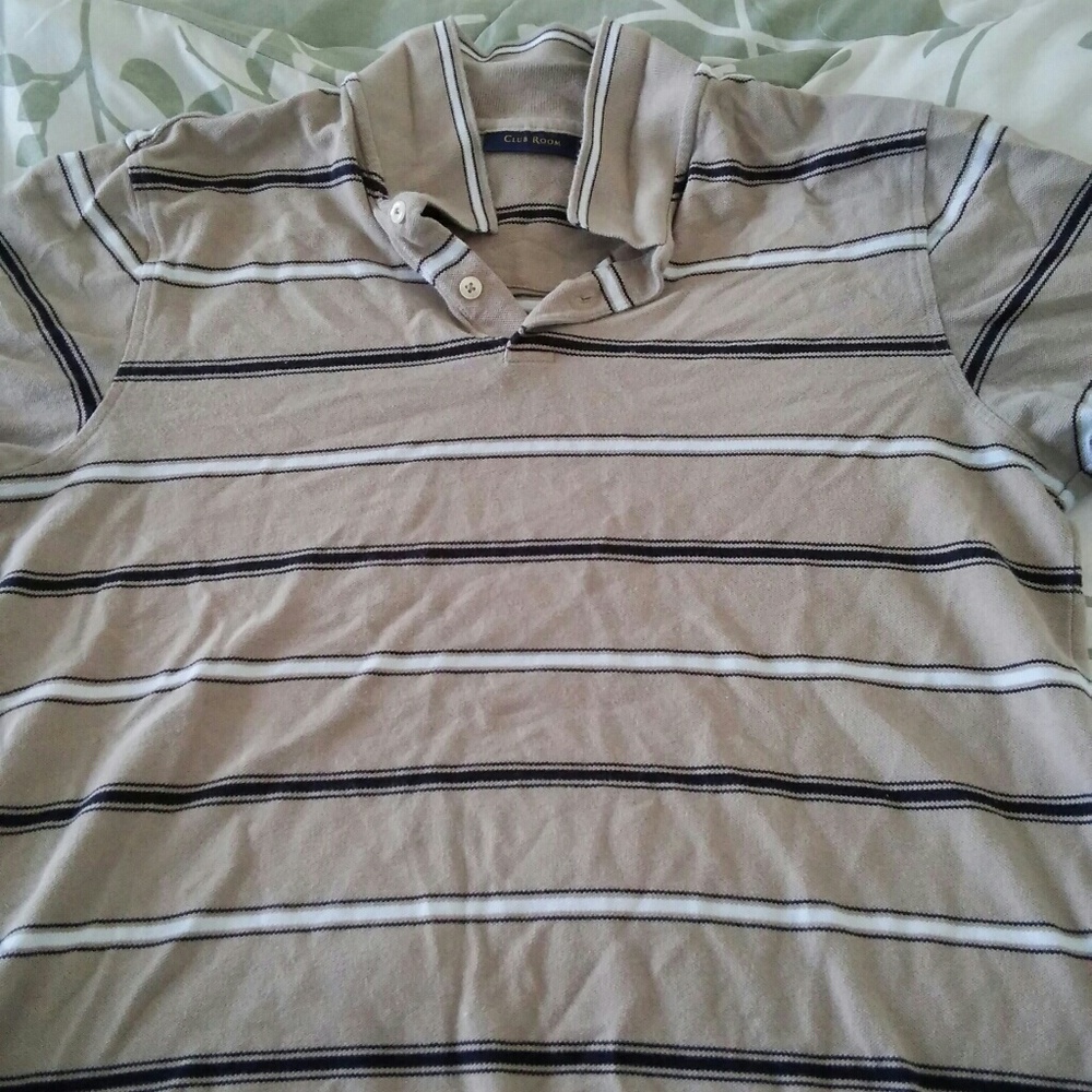 Tan collar shirt
